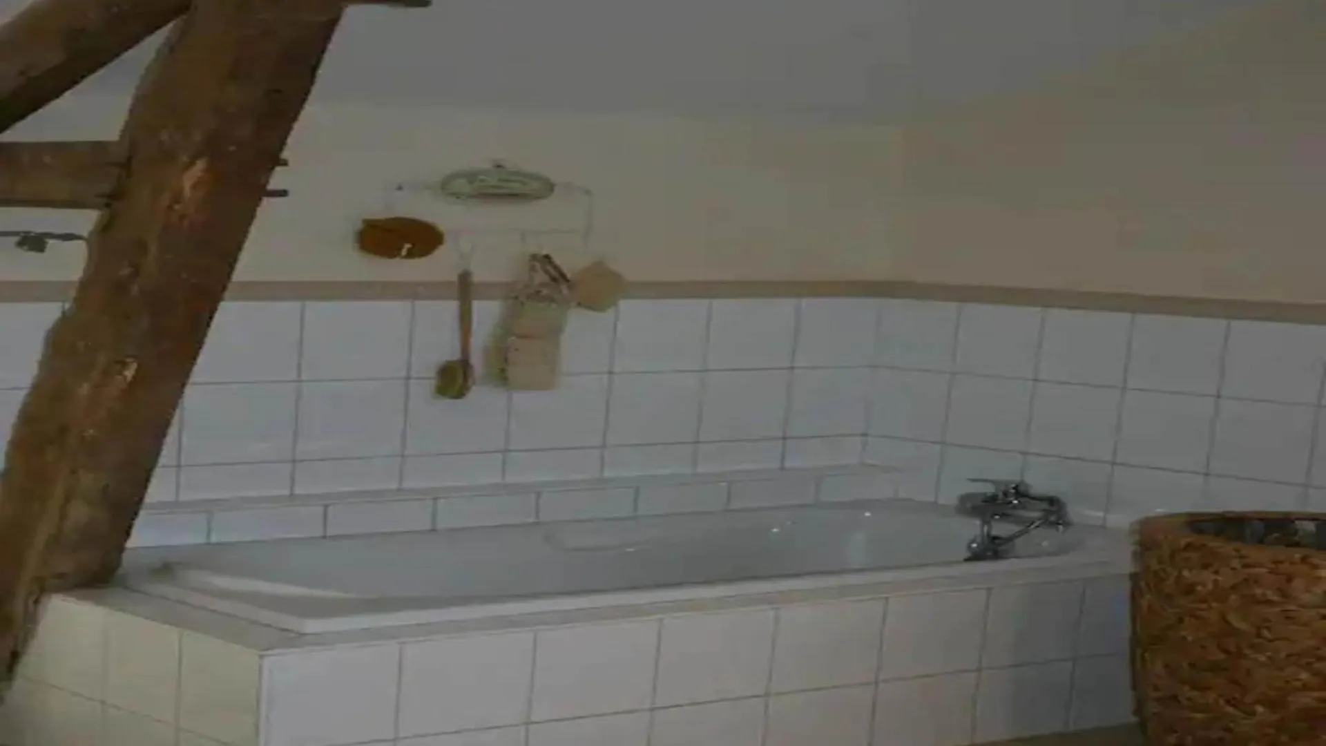 Very Spacious And Luxurious Holiday Home On Quiet Estate 1880 With Pool Buzon