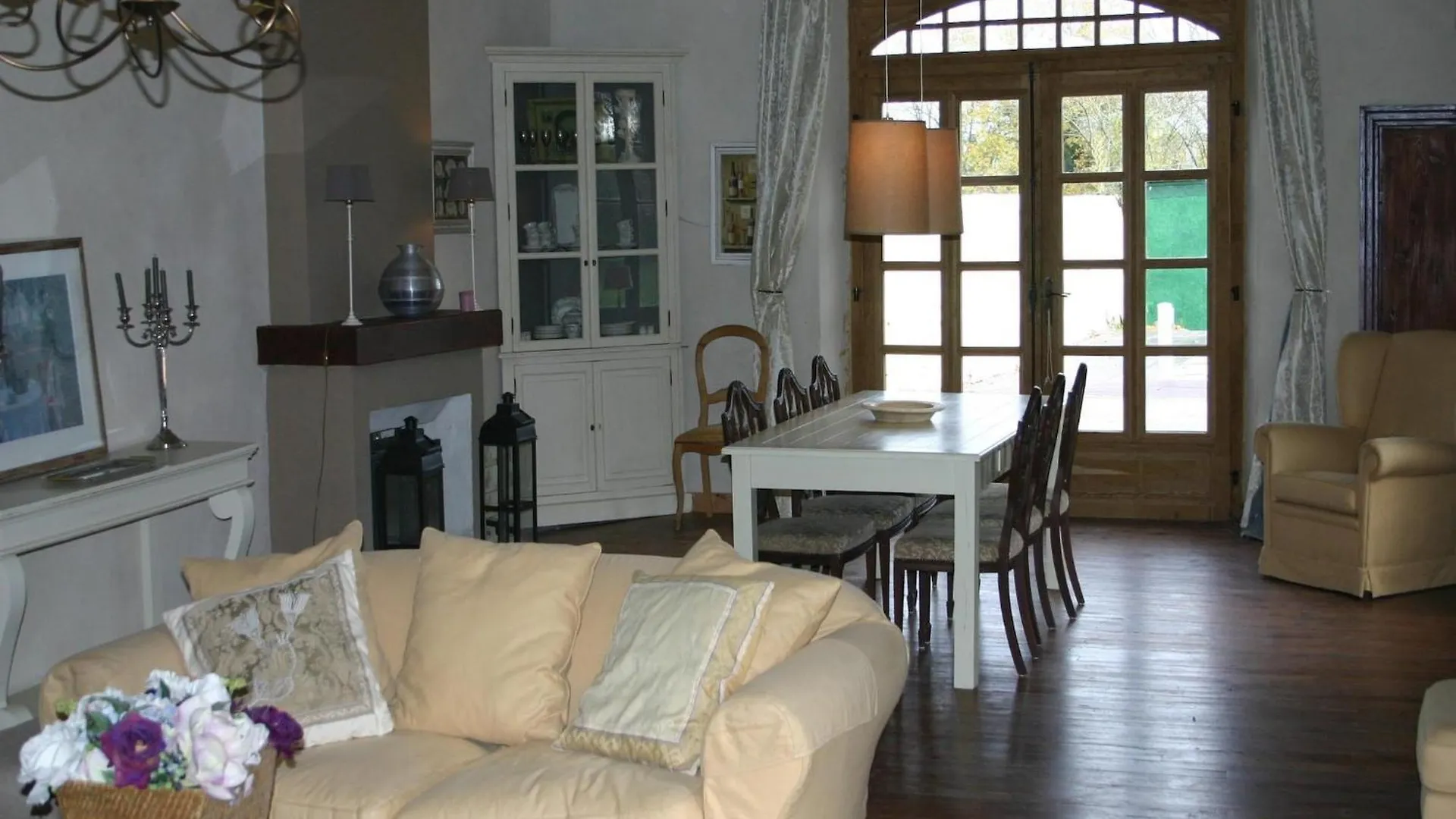 Very Spacious And Luxurious Holiday Home On Quiet Estate 1880 With Pool Buzon 0*,